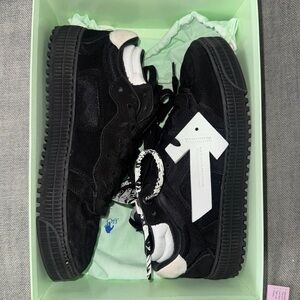 🔥 OFF-WHITE Floating Arrow Suede Sneakers| Virgil Abloh EU 40  Men’s 7 Women’s 9